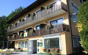 Pension Waldhof am Stubenbergsee